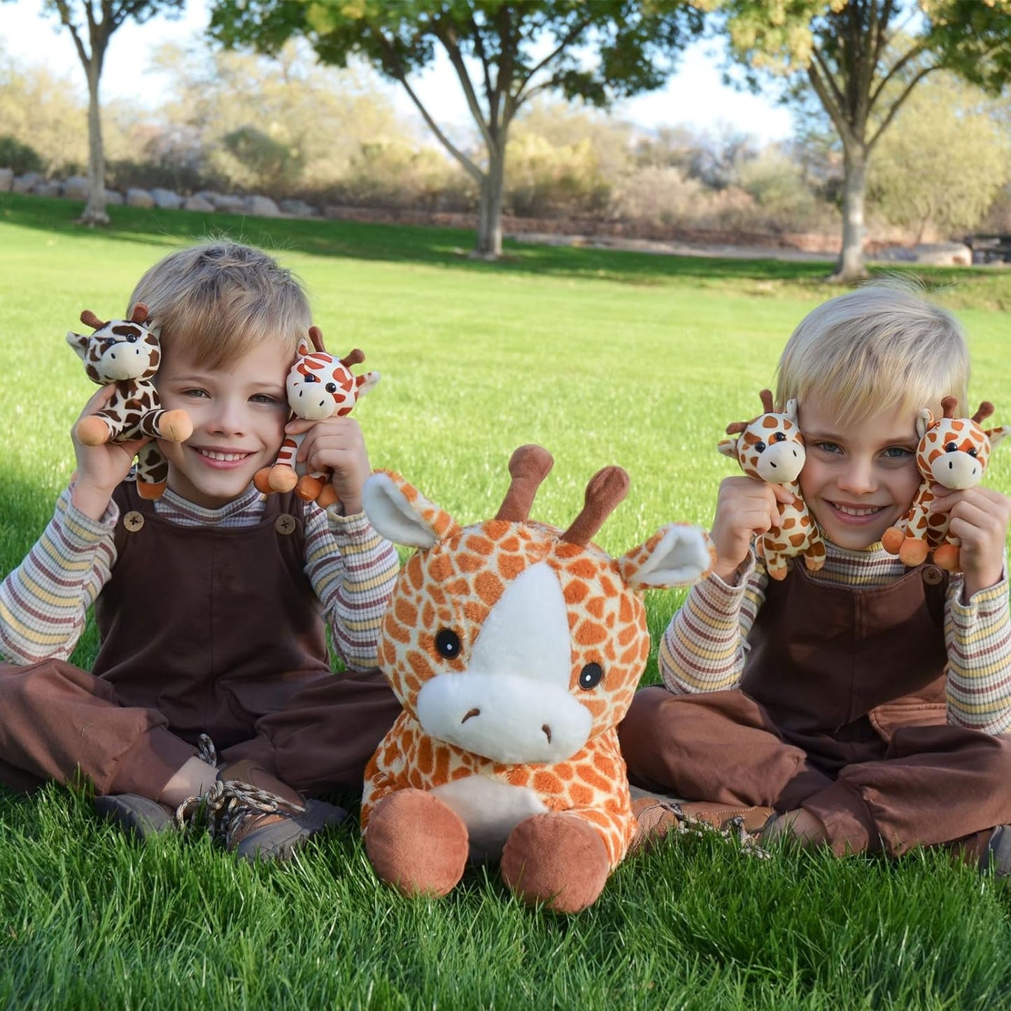 Giraffe Plush Toys Jungle Stuffed Animals, 22 Inches - MorisMos Jungle Plush toys Forest Stuffed Animals