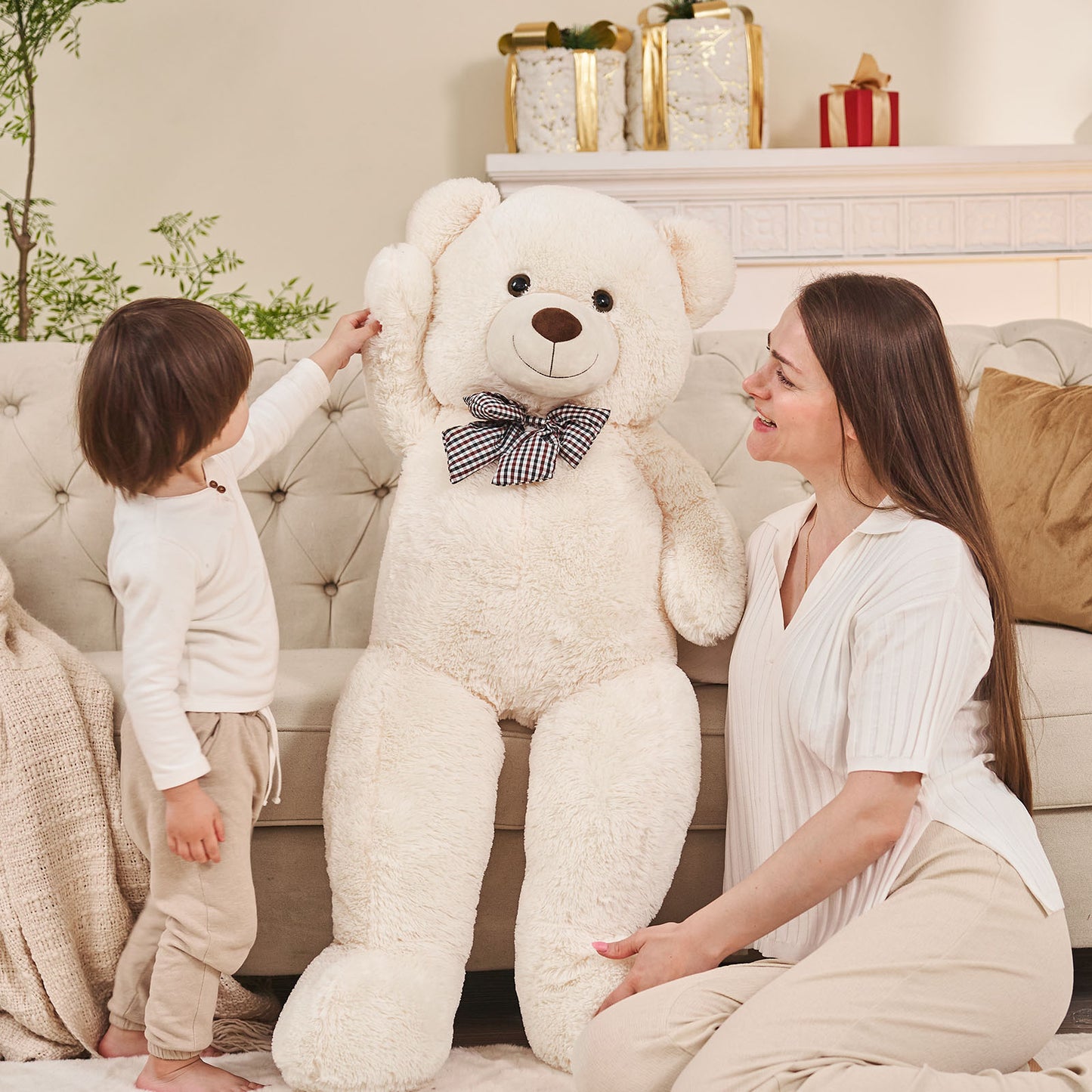 Huge Beige Teddy Bear Plush Toys - White Teddy Bear Stuffed Animals - Massive Valentine's Day Teddy Bears&Gifts - Soft Cuddly Smiling Face Big Teddy Bear Plush Gift for Girlfriend/Boyfriend - Teddy Bear Plush Dolls for Birthday/Baby Shower/Christmas