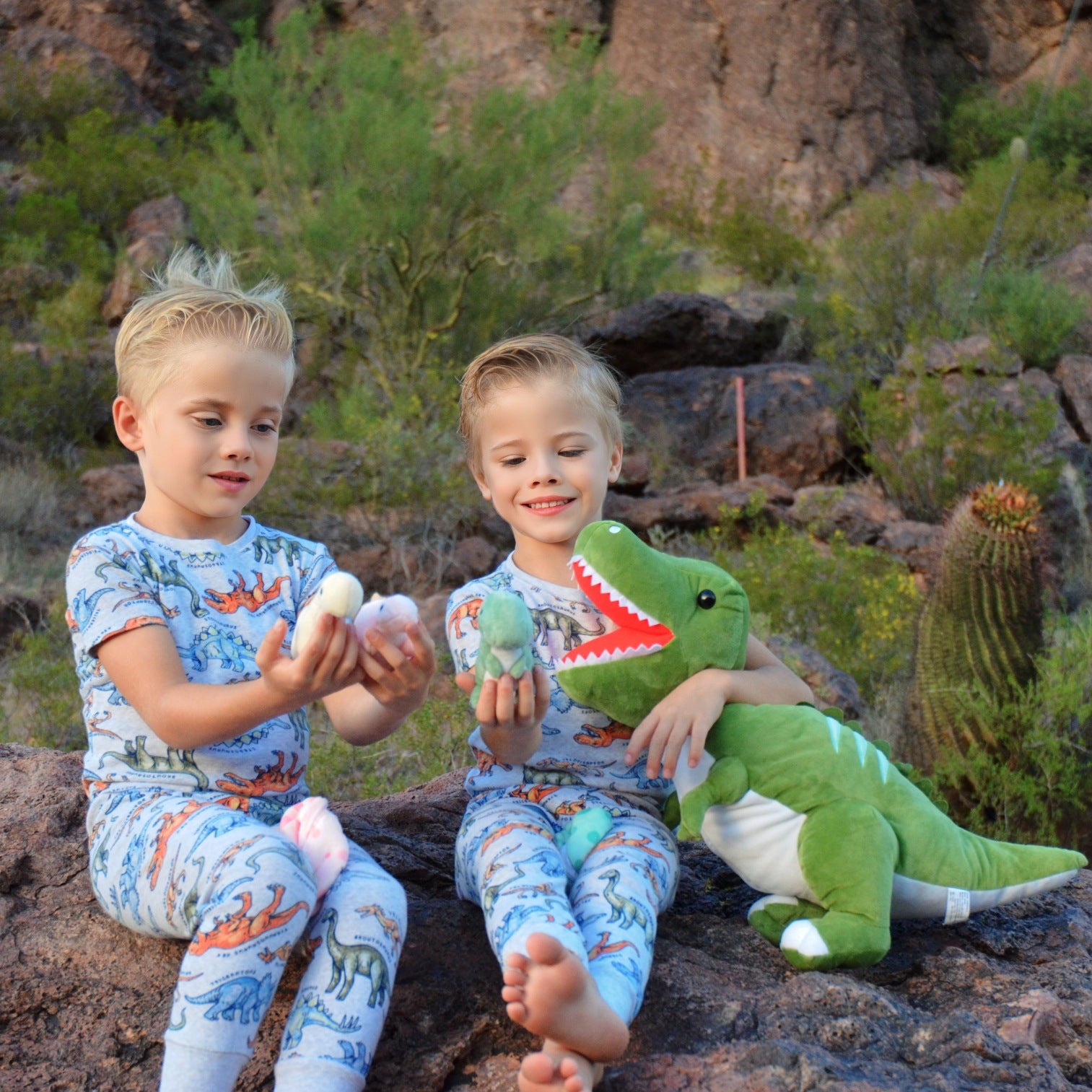 Dinosaur Stuffed Toy with 3 Baby Dinosaurs, Green/Pink/Grey, 23.6 Inches