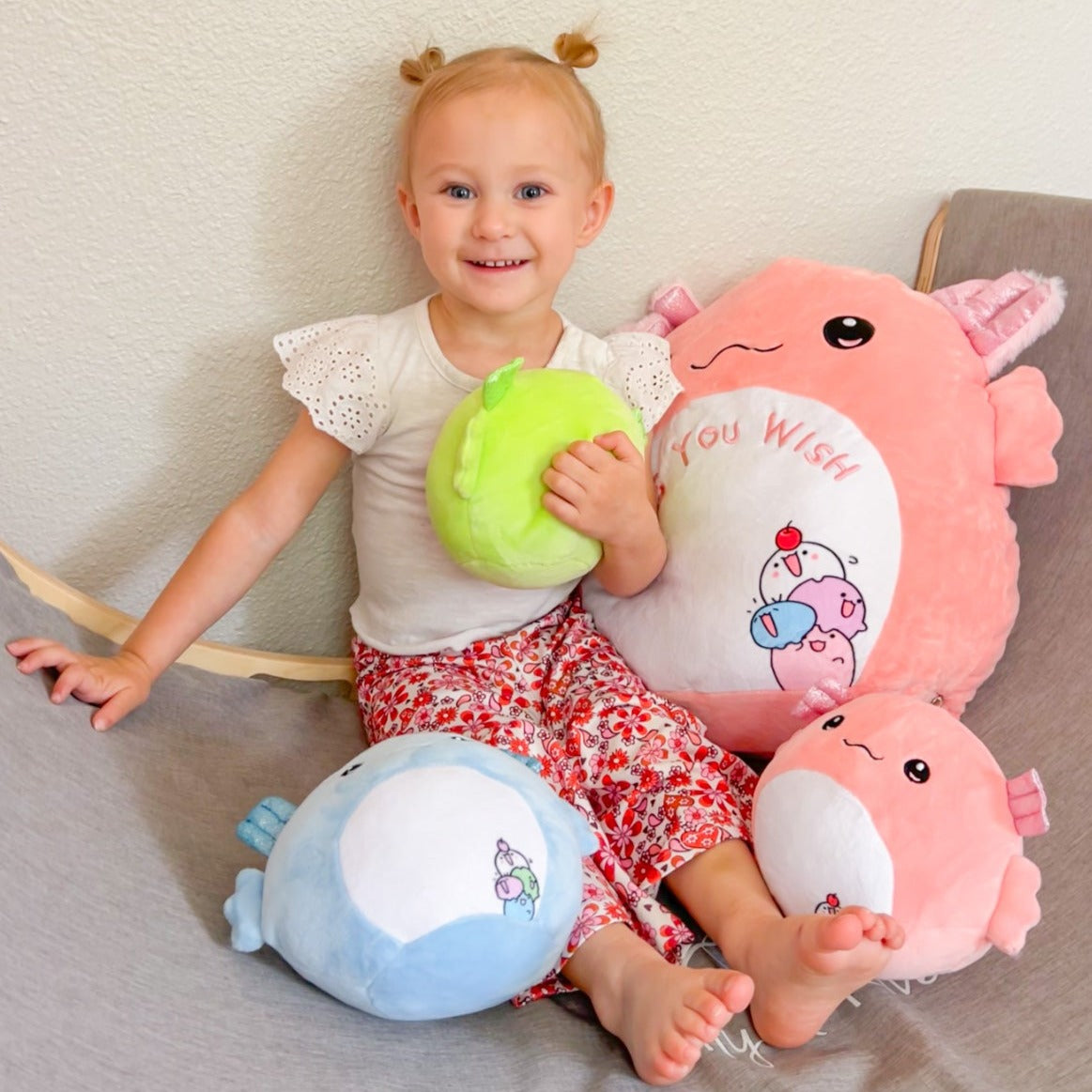 Axolotl-Plüschtier mit drei Axolotl-Babys, 16 Zoll